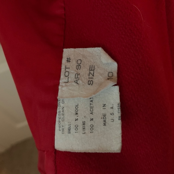 Ladies Winter Coat - Picture 3 of 6